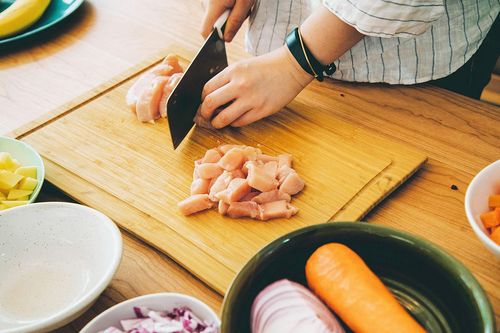 Mẹo phòng ngừa ngộ độc thực phẩm trong những ngày Tết