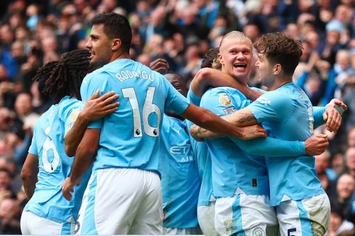 Haaland tỏa sáng, Man City tạm giữ ngôi đầu Ngoại hạng Anh
