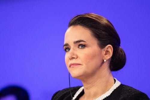 Ân xá cho tội phạm ấu dâm, Tổng thống Hungary tuyên bố từ chức