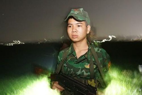 Ngày đêm canh giữ chủ quyền biên giới Tây Nam cho nhân dân vui xuân
