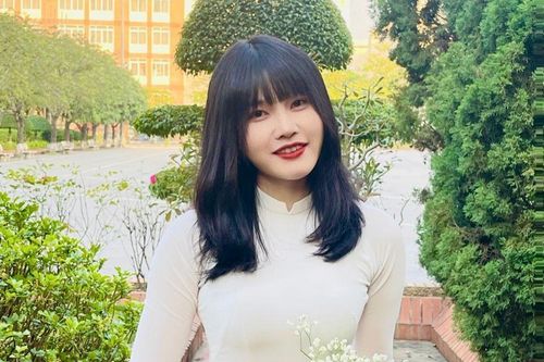 Bạn trẻ tuổi Thìn 'lên dây cót' bản thân trong năm mới