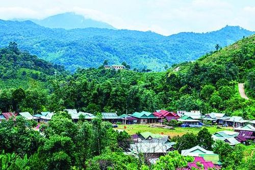 Siêu cầu thủ trên dãy Trường Sơn