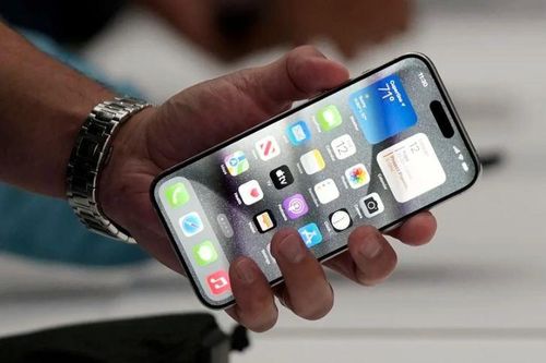 Chấn động tin đồn Apple làm thứ 'khó nuốt' với không chỉ iPhone 15 mà còn là 14,13,12?