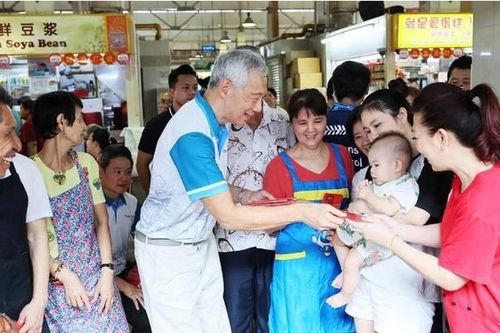 Thủ tướng Singapore kêu gọi người dân sinh thêm con trong năm mới
