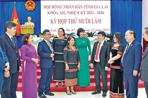 Xây dựng đội ngũ cán bộ hội đủ phẩm chất, năng lực đáp ứng yêu cầu phát triển