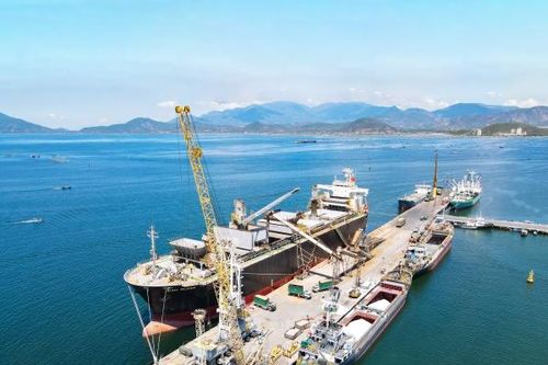 Cam Ranh: Đô thị du lịch - logistics trong tương lai