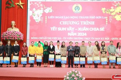 Tết sum vầy – Xuân chia sẻ