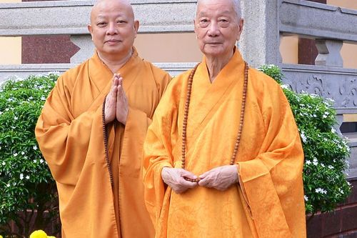 7 giờ sáng mai - mồng 3 Tết: Đức Pháp chủ GHPGVN khai pháp đầu năm