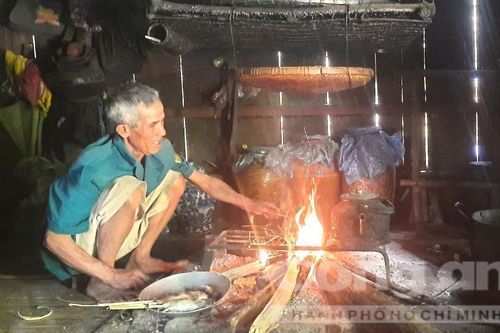 Săn chuột 'quý tộc' để đãi khách quý ngày Tết