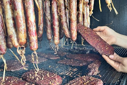 Đặc sản độc đáo 'tiền triệu' hút khách dịp Tết