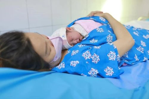 3 ngày Tết Giáp Thìn, cả nước đón 7.680 'em bé Rồng' chào đời