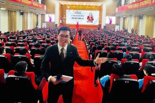 MC Xuân Hiếu: May mắn khi được lắng nghe trọn vẹn tất cả chia sẻ cực kì tâm huyết của các diễn giả