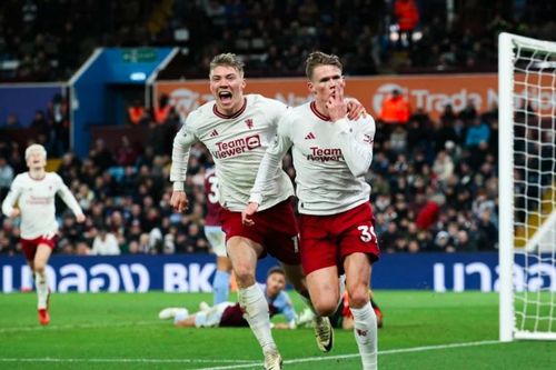 Man Utd chật vật đánh bại Aston Villa tại vòng 24 Ngoại hạng Anh