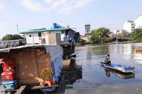 Chợ nổi ở TPHCM chiều Mùng 3 Tết