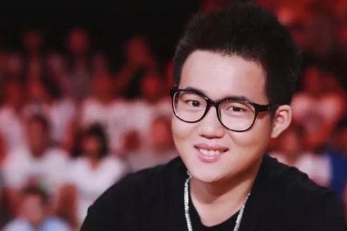 Thạc sĩ luật bỏ việc lương cao bán mì bò, hiện khối tài sản ròng 5.000 tỷ
