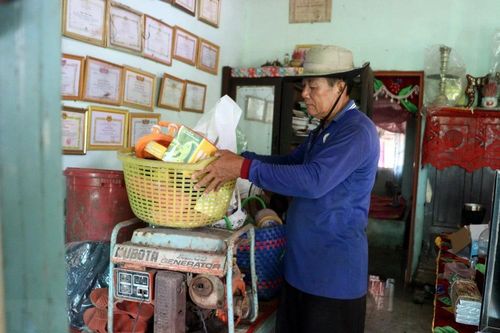 Vĩnh Long: Người dân đón Tết 2024 không trọn vẹn do sạt lở nghiêm trọng đê bao