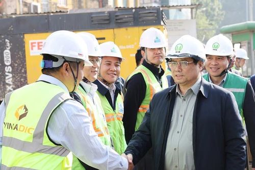 Thủ tướng Phạm Minh Chính thăm, chúc Tết người lao động tại Hà Nội