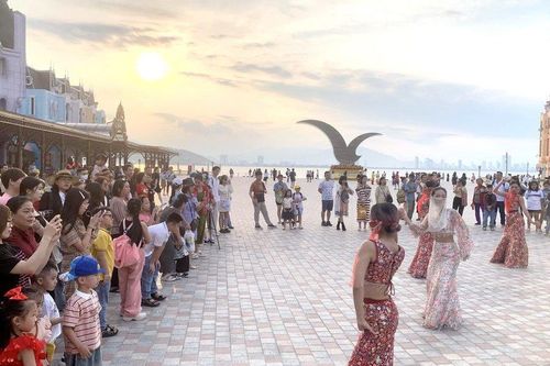 Khánh Hòa: Doanh thu du lịch dịp Tết ước đạt hơn 877,5 tỷ đồng