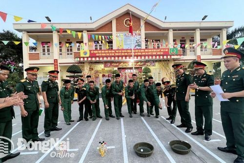 Nhiều hoạt động vui Xuân, đón Tết cho cán bộ chiến sĩ