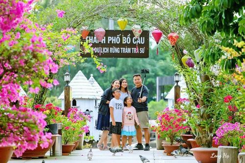 Một thoáng 'Tết xưa' Trà Sư
