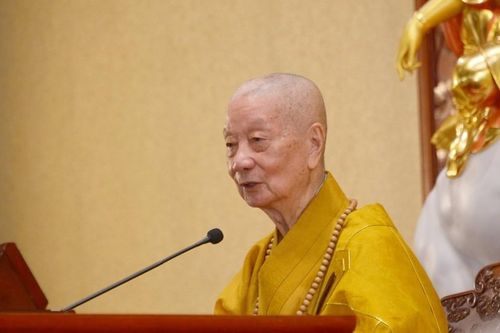 Đức Pháp chủ GHPGVN khai thị đầu Xuân Giáp Thìn - 2024