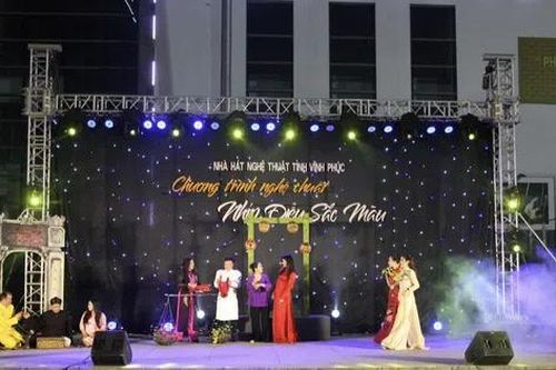 Vĩnh Phúc: Chương trình nghệ thuật 'Sắc xuân' mừng Xuân Giáp Thìn