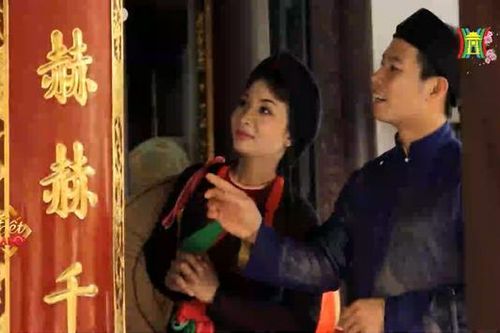 Nguyệt gác mái đình