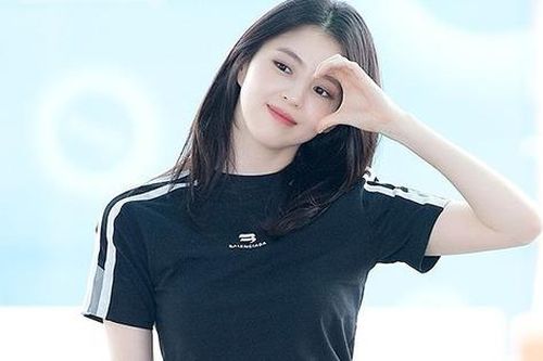 Ba thành phần giúp Han So Hee giữ da trắng mịn