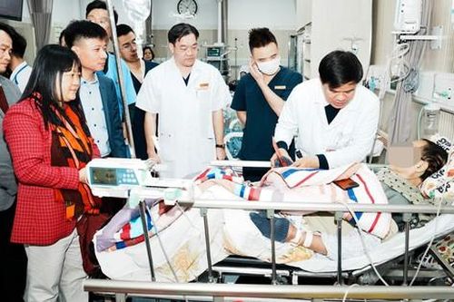 600 thầy thuốc tạo nên 'phiên gác mùa xuân' nuôi dưỡng hi vọng và bình an cho người bệnh