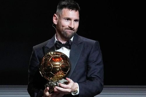Sao Man City mỉa mai Quả bóng vàng, The Best của Messi