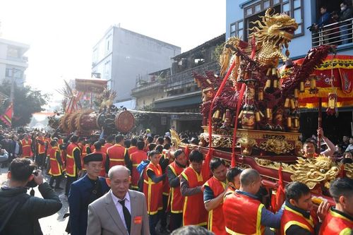 Làng Đồng Kỵ Bắc Ninh tưng bừng rước đại pháo ngày mùng 4 Tết