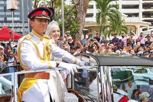 Dự đám cưới Hoàng gia, cảm nhận về văn hóa Brunei