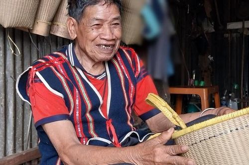 'Báu vật sống' của sử thi Jrai và Ba Na giữa đại ngàn Tây Nguyên