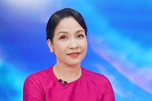 Chị đẹp Mỹ Linh: 'Không nhất thiết phải đưa nhau lên mạng để mọi người biết hết'