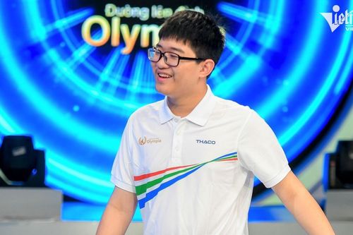 Nam sinh 'bị trừ điểm oan' trong chung kết Olympia và bước ngoặt bất ngờ