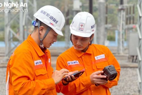 Xuyên Tết ở Nhà máy Thủy điện Bản Vẽ