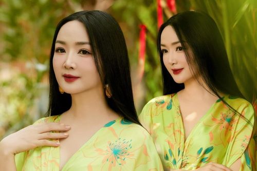 Hoa hậu giữ vương miện lâu nhất Việt Nam khoe nhan sắc U60