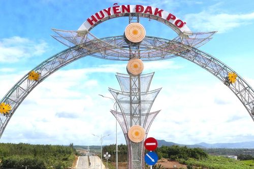 Đak Pơ vượt khó để hội nhập