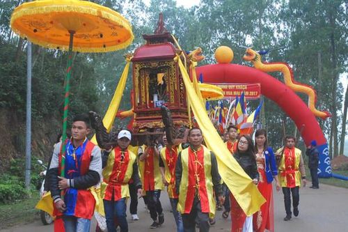 Lễ hội đền Vua Mai - Nơi hội tụ văn hóa xứ Nghệ
