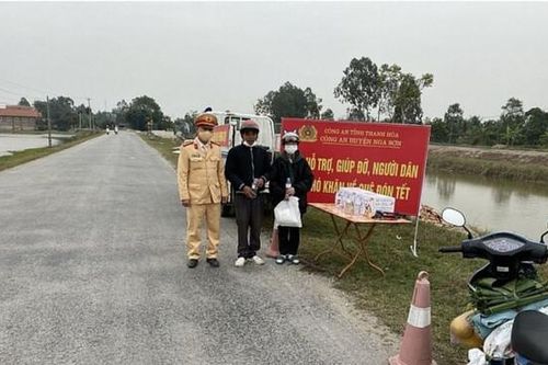 CSGT Thanh Hóa tăng cường tuần tra kiểm soát giúp nhân dân đón Tết an toàn, bình yên
