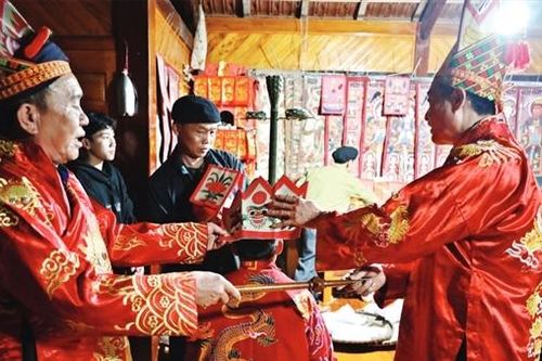 Giá trị nhân văn trong nghi lễ cấp sắc của người Dao