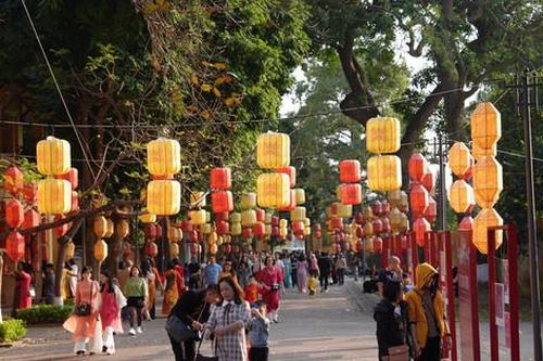 Các di tích Hà Nội đón hàng vạn lượt khách