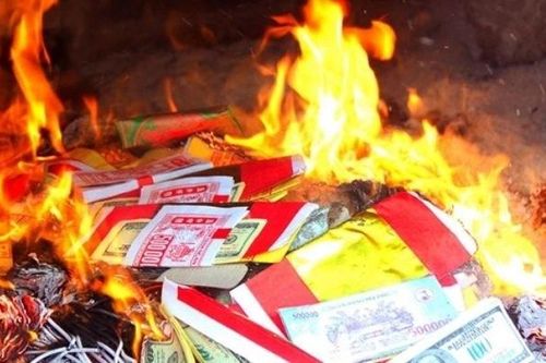 Khung giờ vàng cúng lễ hóa vàng sau ngày Tết nguyên đán Giáp Thìn 2024 để cả năm tài lộc, may mắn