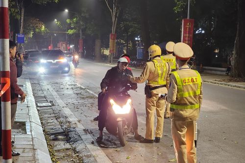 Gần 1.300 'ma men' bị tuýt còi trong 7 ngày nghỉ Tết Nguyên đán Giáp Thìn 2024