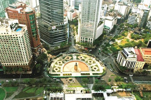 'Sức bật' từ cơ chế đặc thù