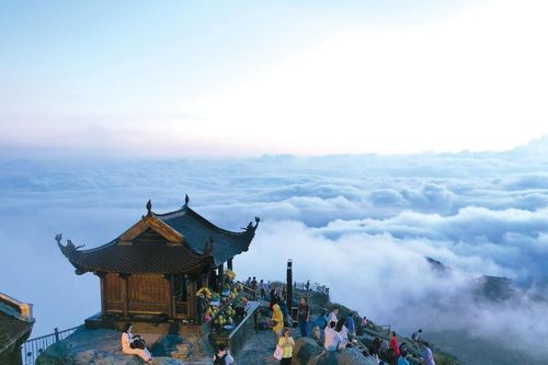 Du lịch 'chữa lành' ở Yên Tử