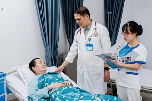 Hệ lụy cho sức khỏe vì kiêng đến viện ngày tết