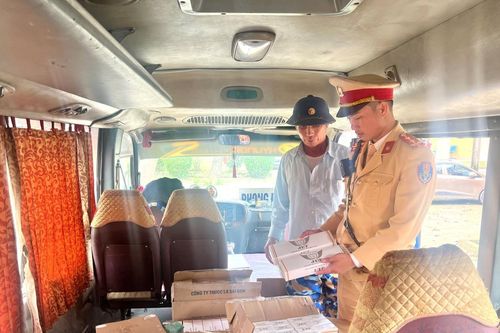 Vận chuyển hàng lậu không lọt