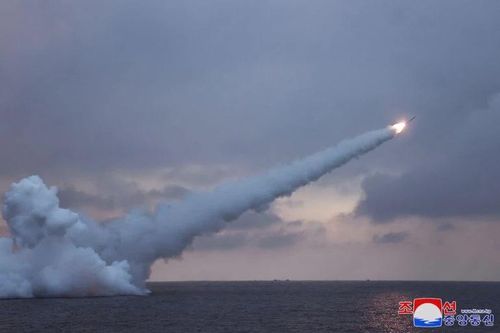 Triều Tiên phóng nhiều tên lửa hành trình