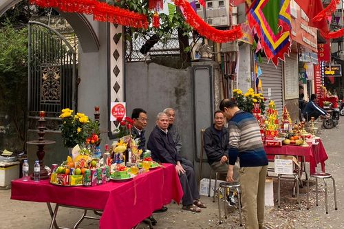 Bánh rán 'tiến vua'